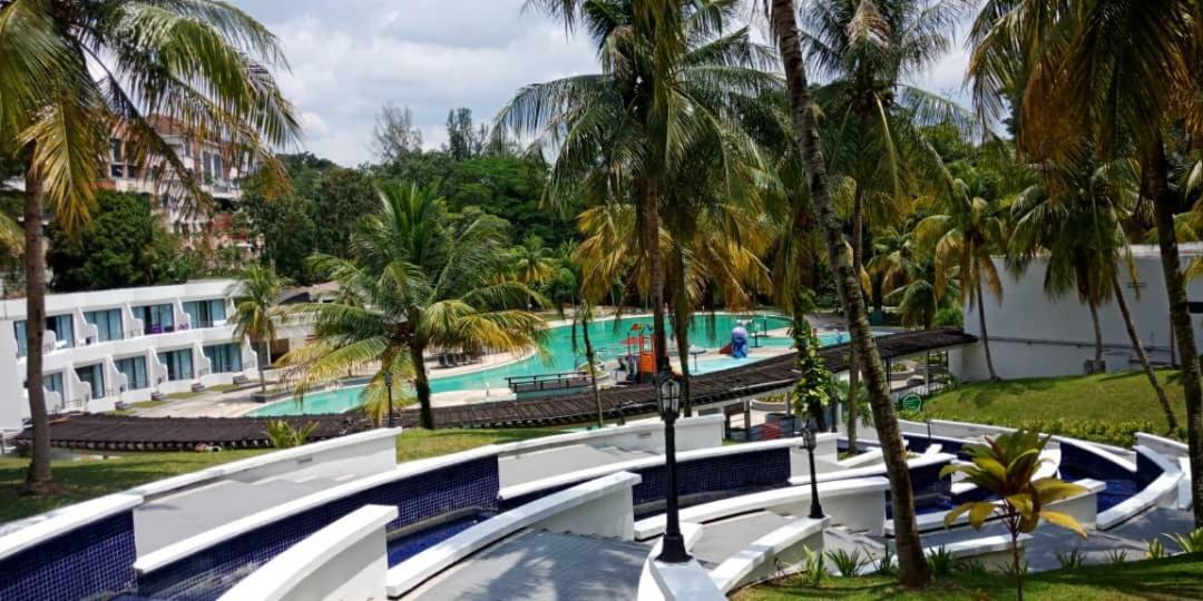 Klana Resort Seremban Exterior foto